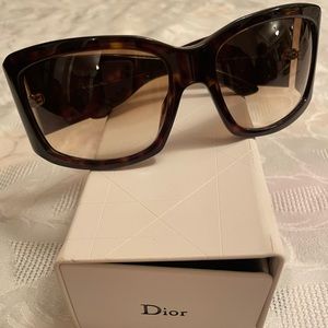 Dior sunglasses